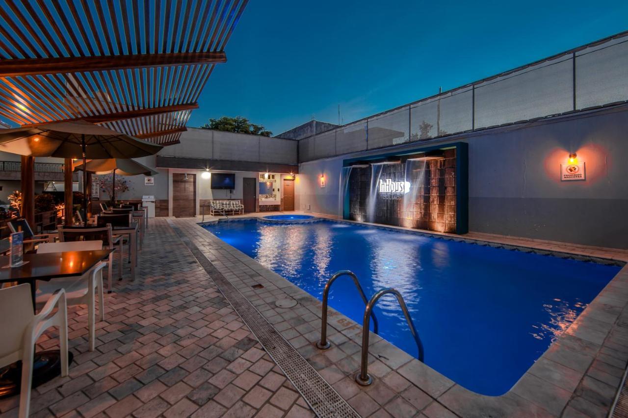 Inhouse Culiacan Luaran gambar